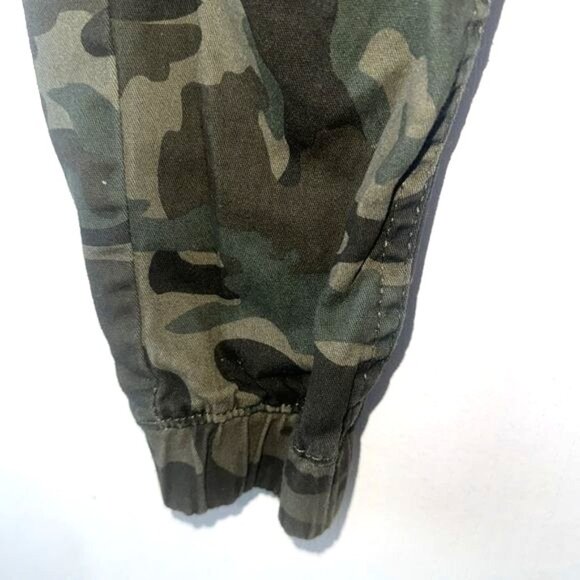 Levis boys Jogger Pants Camo Print Size 10 Elastic Waist Cotton Blend - Picture 6 of 7